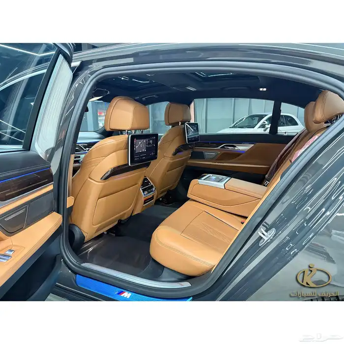 بي ام دبليو - 730Li 2020 ام كت - عداد 92 الف 9