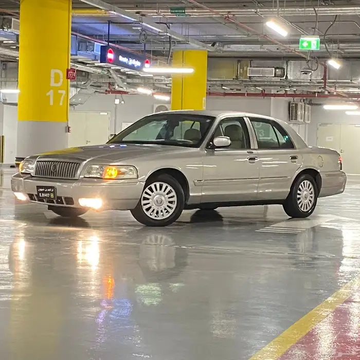 جراند ماركيز 2007 بقمه النظافه 0