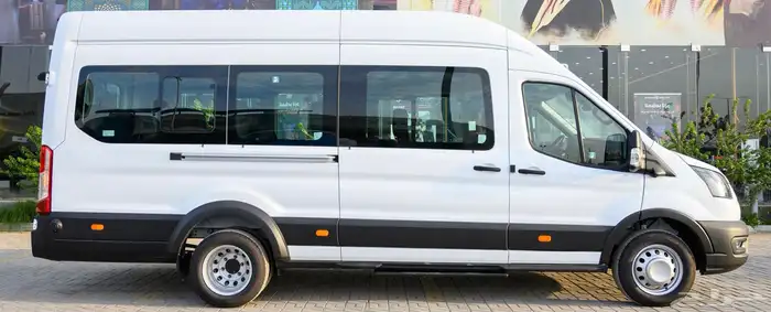 فورد ترانزيت اوتوماتيك ديزل 18 راكب 2025 3