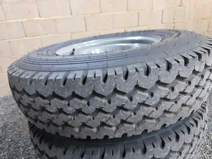 طقم كفرات 16 دعسة دانلوب وجنوط هلل 15