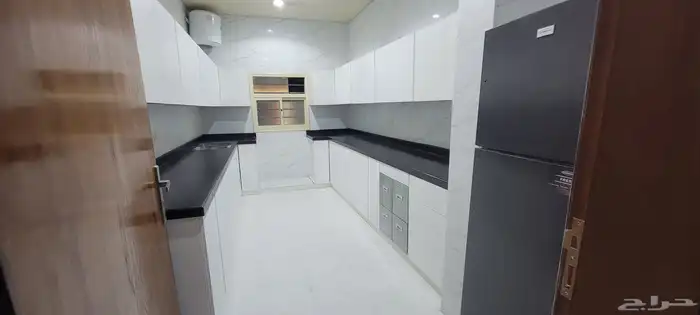 الامنيوم شبابيك مطابخ قواطع كل ماتبحث عنه يوجد عند محمد 1