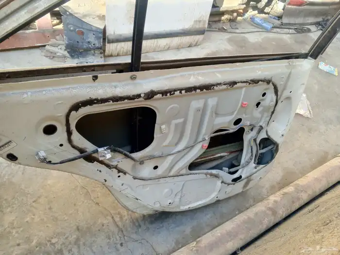 ابواب خلفيه يمين ويسار كامري 2011 تركب من 2007 الى2011 2