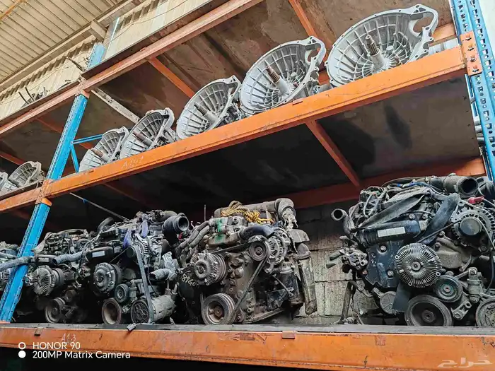 مكاين و قطع غيار نيسان وانيت باص دينا 10