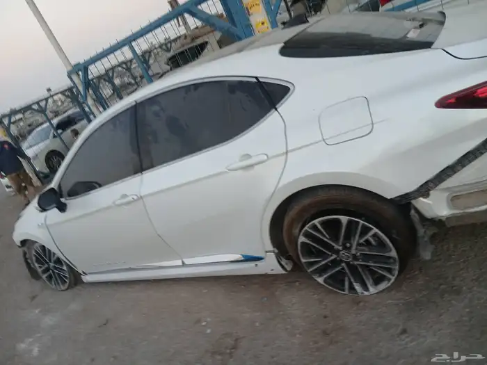 تويوتا كامري هايبرد 2025 5