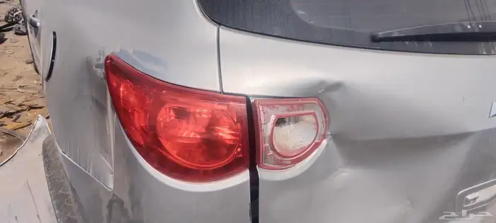 اسطب خلفي ركن يسار ترافيرس 2009 اصلي 2