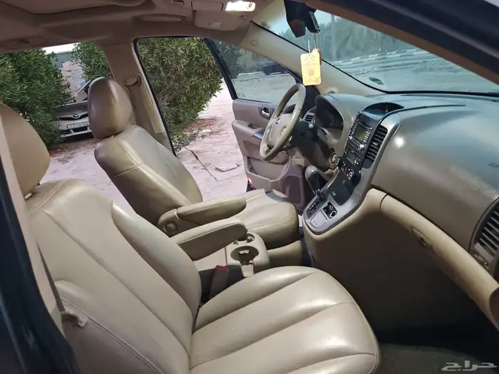 للبيع كيا كرنفال فل كامل 9