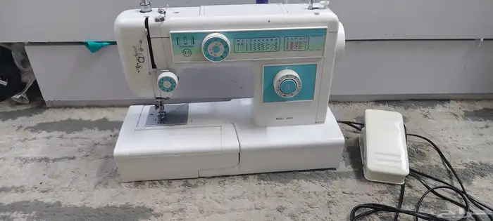 مكينة خياطة مستخدام نظيف 2