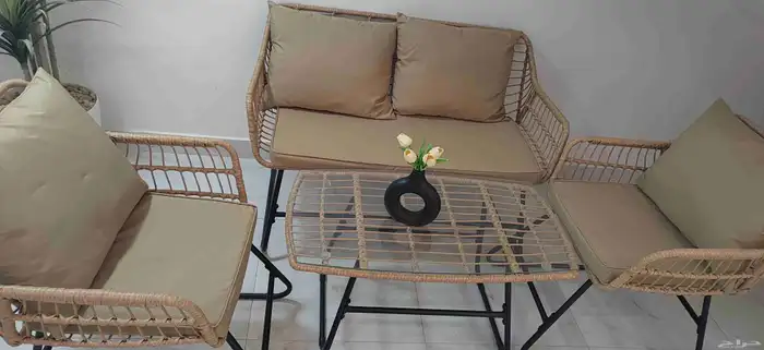 للبيع جلسات خارجية فاخرة شبه جديدة 1