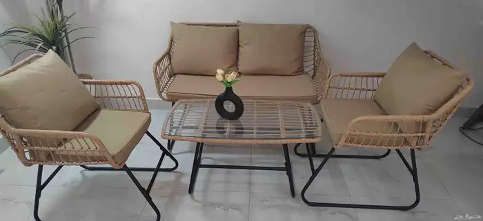 للبيع جلسات خارجية فاخرة شبه جديدة 0