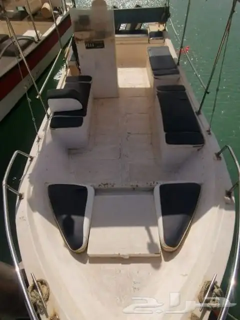 قارب للبيع 1