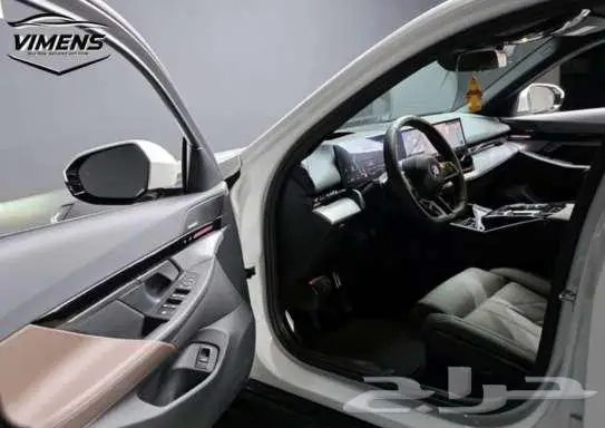 بي ام 520i 2024 M 7