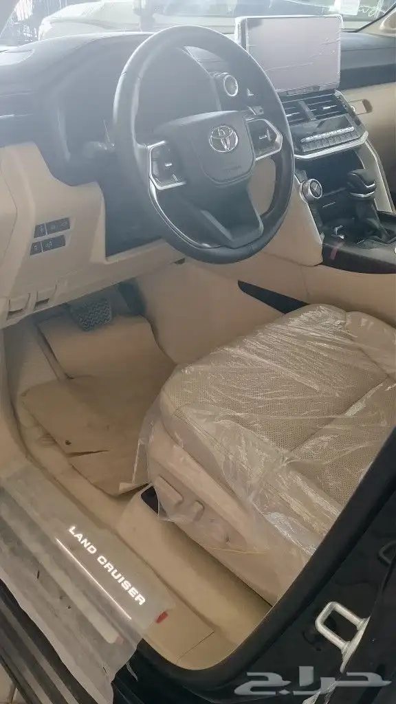 تويوتا لاندكروزر 6