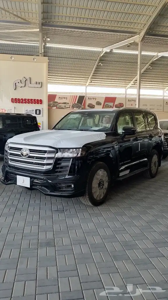 تويوتا لاندكروزر 8