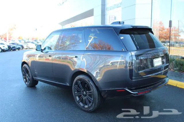 رنج روفر فوج 2024 فل كامل لون خارجي مميز كاربيثيان 5