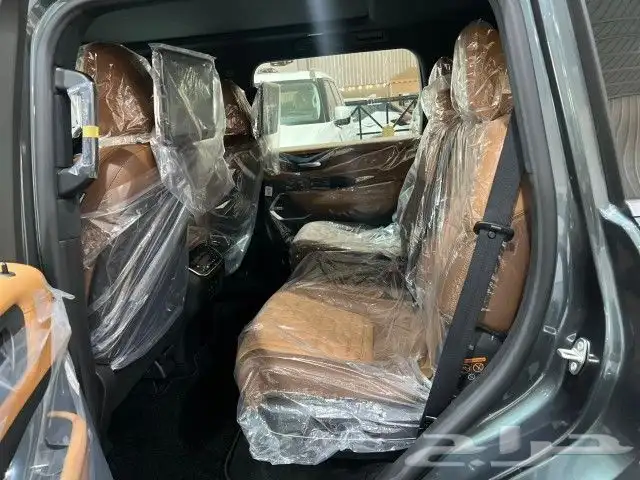 نيسان باترول بلاتنيوم تيربو 2026 زيتي سقف اسود 5