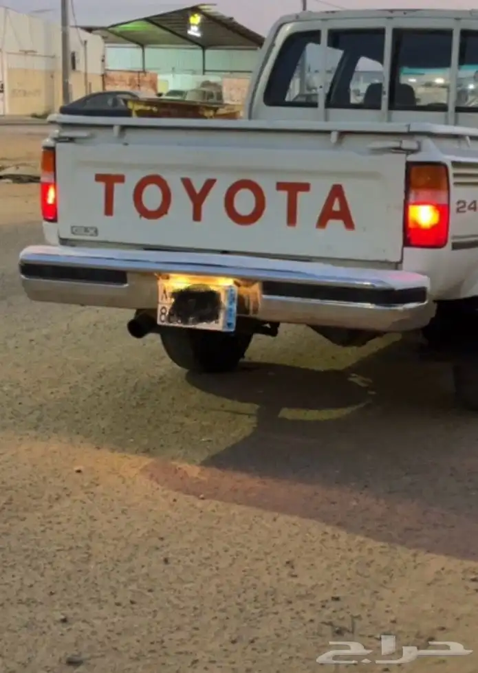 صدام هايلوكس 0