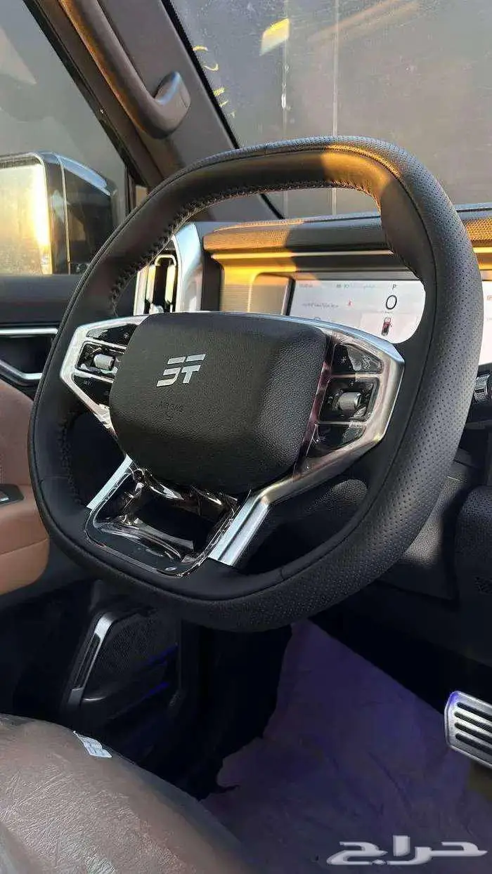 جيتور تي 2 لاكجري 2026 اسود داخلي جملي 14