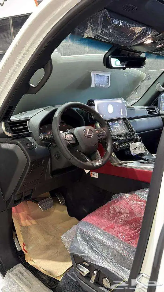 لكزس اف سبورت قطري 2026 1