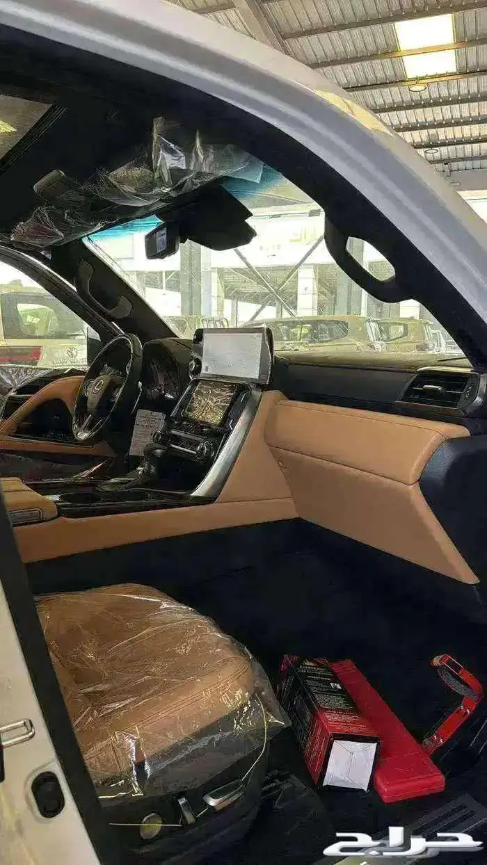 لكزس بي بي بريمي 2025 تشغيل عن بعد 2