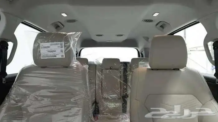 فورد إيفرست نص فل دبل XLT موديل 2025 6