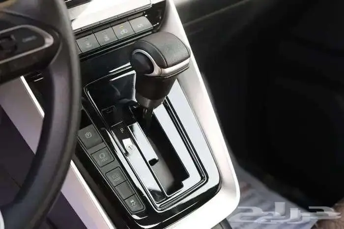 اينوفا موديل 2024 بنزين حبه فقط لون اسود 11