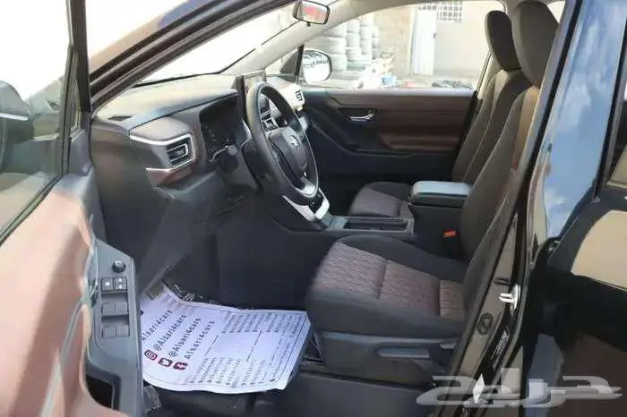 اينوفا موديل 2024 بنزين حبه فقط لون اسود 12