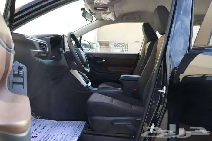 اينوفا موديل 2024 بنزين حبه فقط لون اسود 14