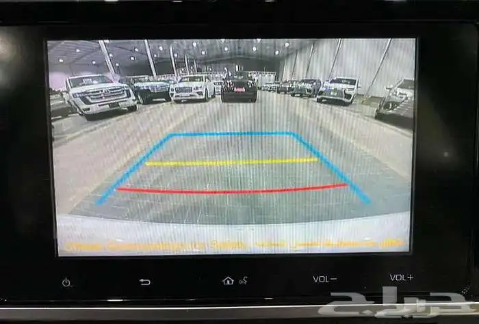 تويوتا كامري مديل 2025 الون ابيض فئة E استاندر سعودي 7