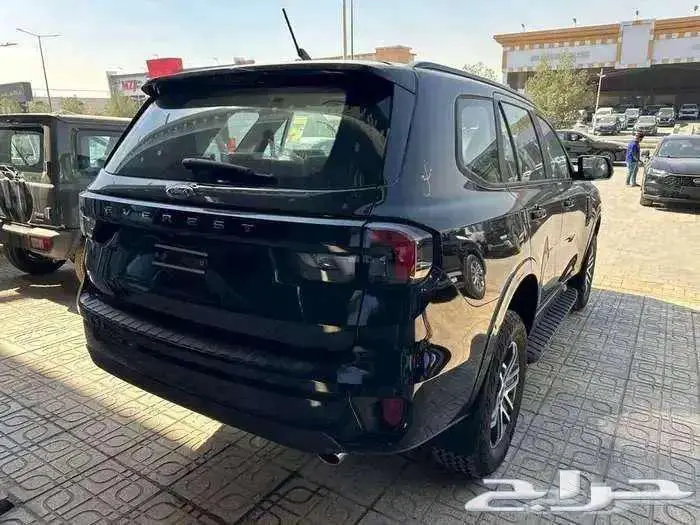 فورد ايفرست XLS استاندر بنزين 2025 كاش وتقسيط 6