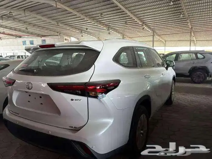 تويوتا هايلاندر GLE 2025 نص فل افض الاسعار 3