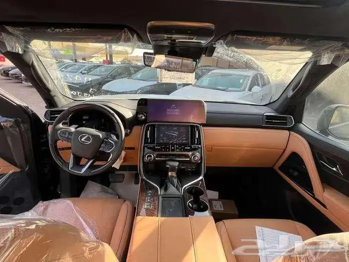 لكزس ال اكس بي بي 2025 2