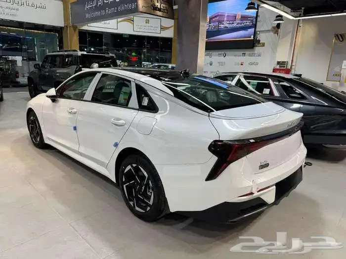 كيا K5 نص فل بنوراما 2026 3