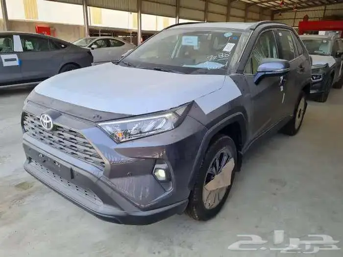 تويوتا راف فور نص فل فتحة سقف 2025 0