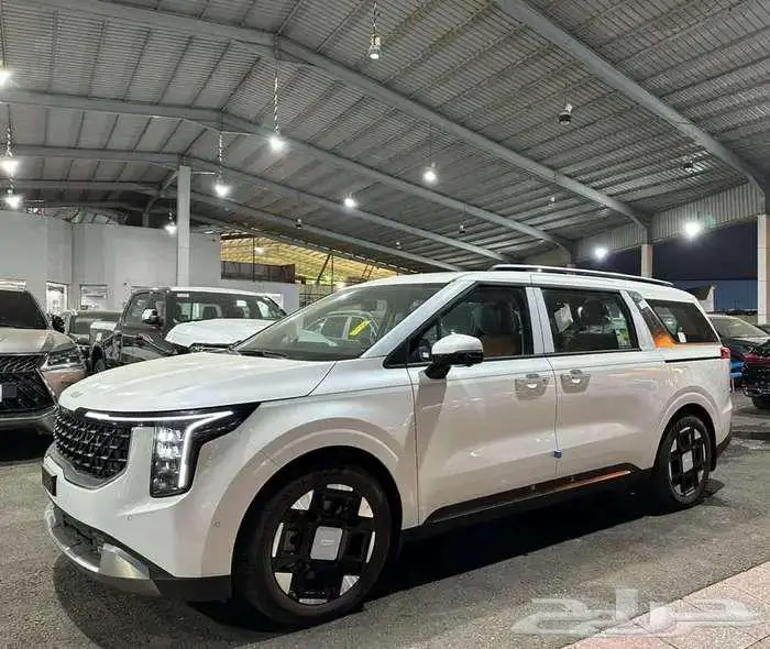 كيا كرنفال فل كامل موديل 2025 اقساط او كاش 1