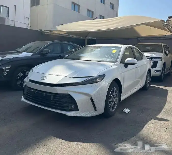 كامري اي بنزين ستاندر جنوط CAMRY E 2025 1