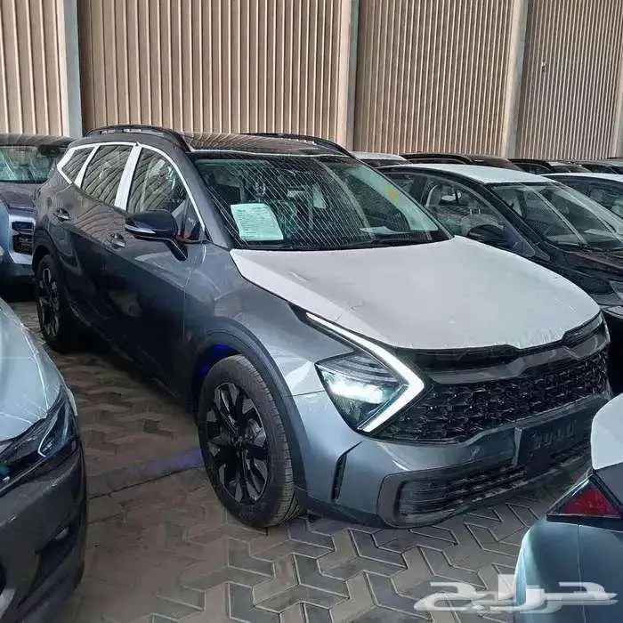 كيا سبورتاج 1.5 نصف فل GLS طويل دفع ثنائي موديل 2025 1