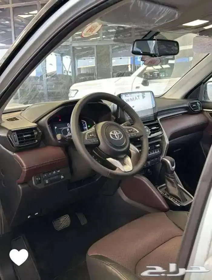 تويوتا اروبان كروزر GLX موديل 2026 3