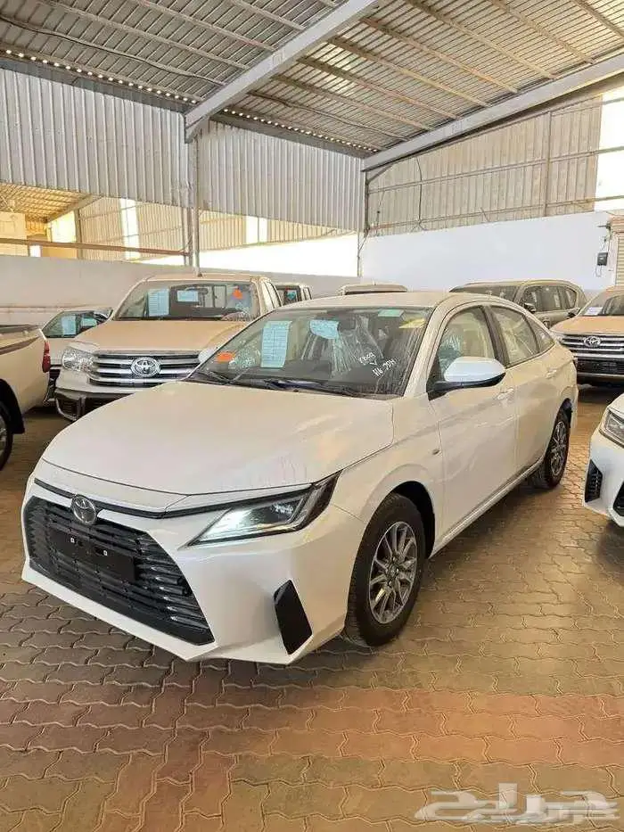 تويوتا يارس ستاندر 2026 3