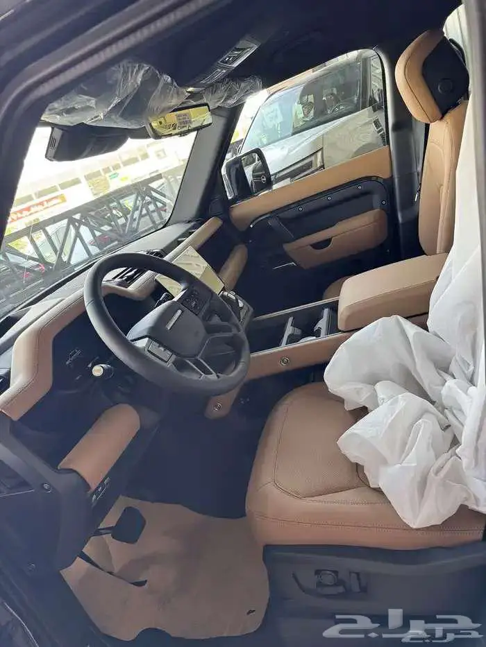 لاندروفر. ديفندر HSE. سعودي 6 سلندر فل كامل 2026 10