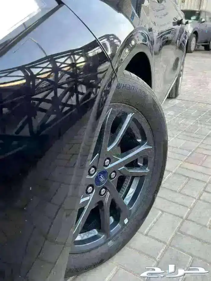 فورد تورس امبيانتي 2025 7