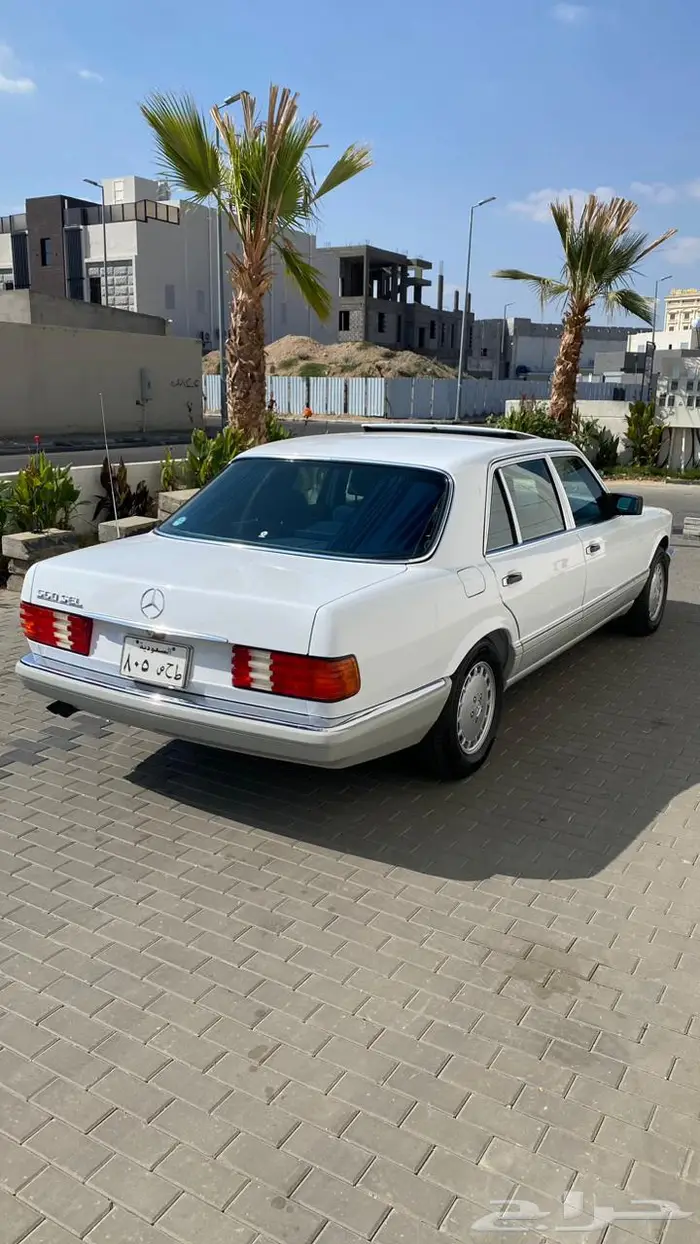 مرسيدس بنز 560 مخزن 41