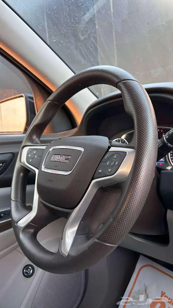 جي ام سي اكاديا 2023 مستعمل لدى شركة عبدالمجيد الخضر 12