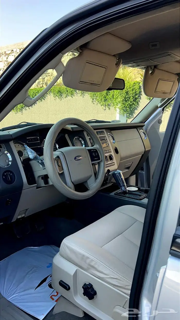 فورد أكسبديشن XLT 19