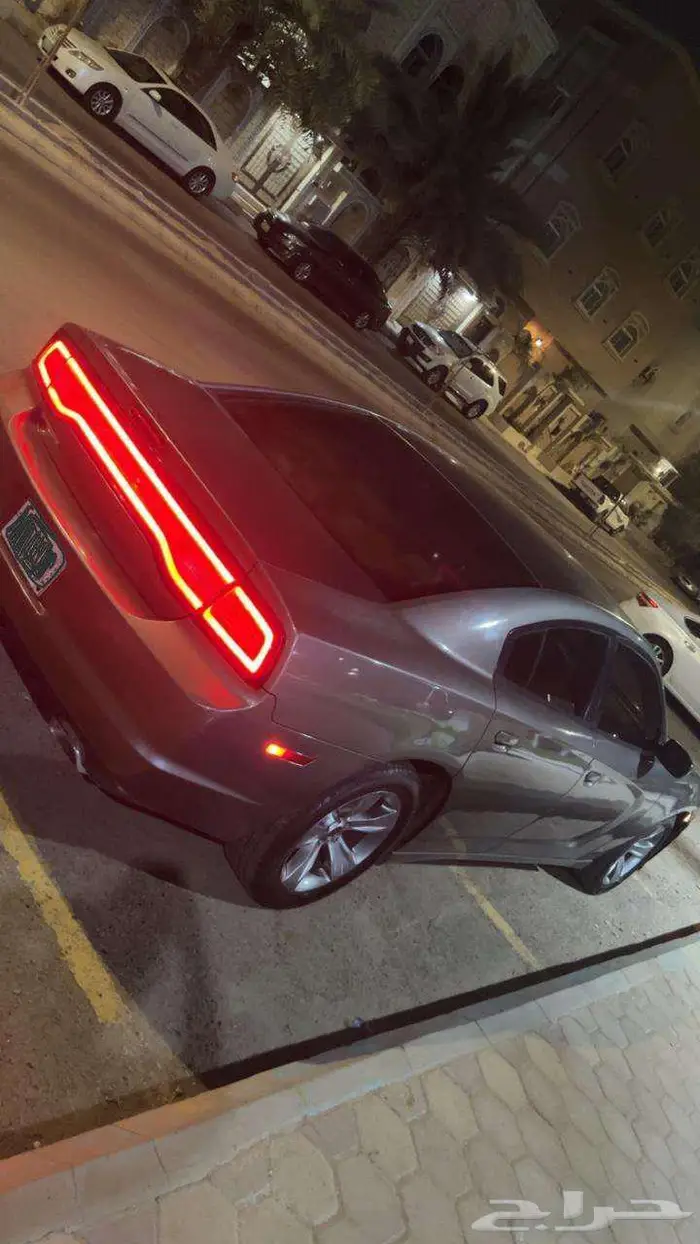 دودج تشارجر 4