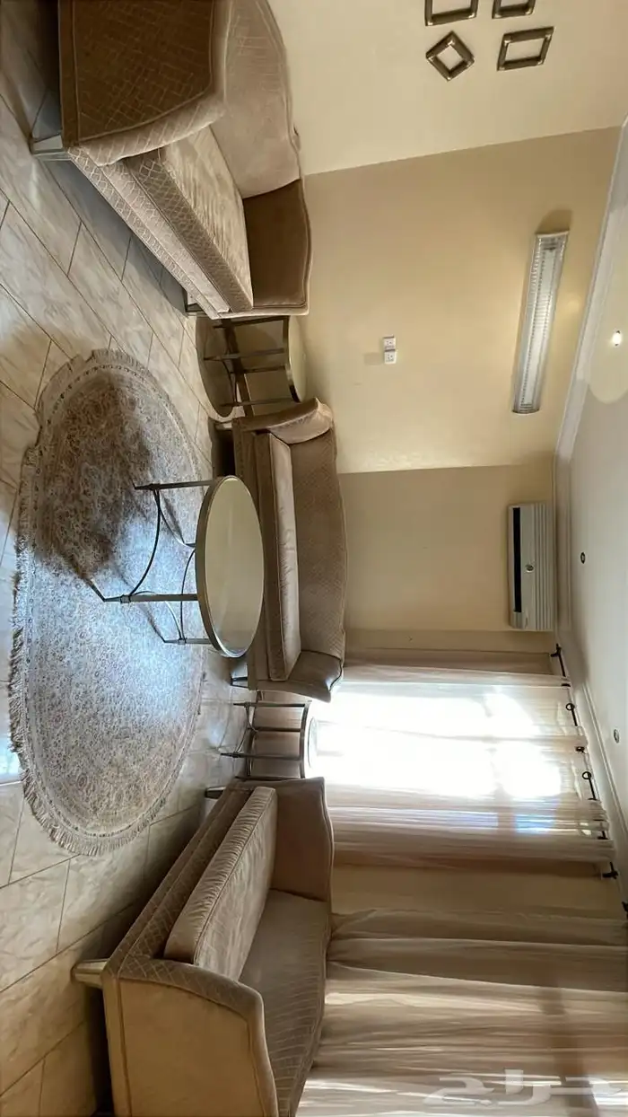 كنب وطاولات وزوليه من هوم سنتر 1