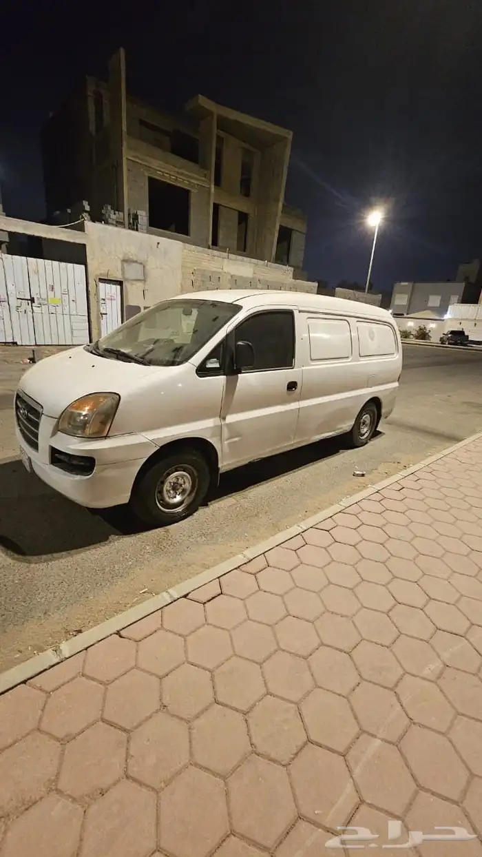 باص بضاعة اتش ون 2007 ديزل 4