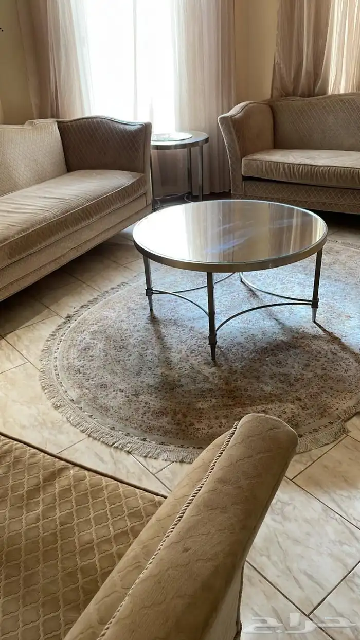 كنب وطاولات وزوليه من هوم سنتر 3