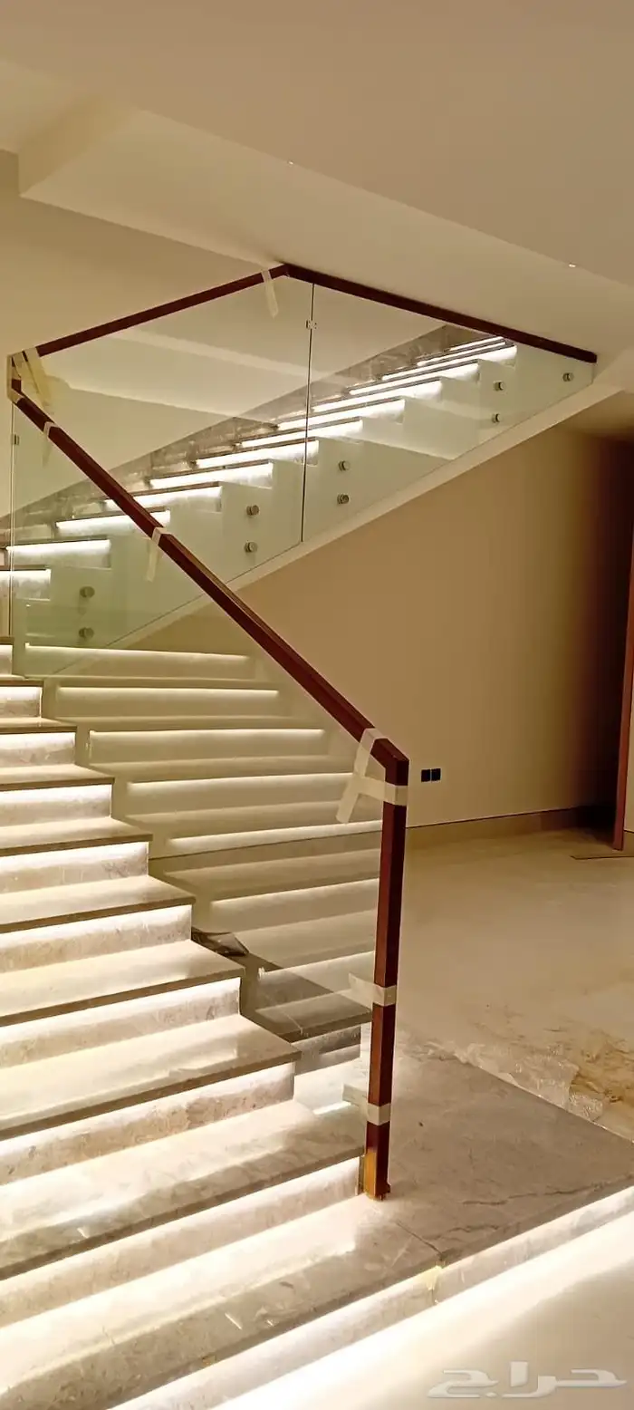 زجاج سيكريت درابزين السلم قزاز سيكوريت مكاتب زجاج وجهات زجاج 9