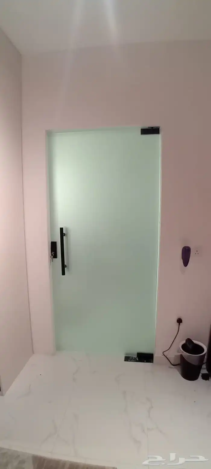 زجاج سيكريت درابزين السلم قزاز سيكوريت مكاتب زجاج وجهات زجاج 4