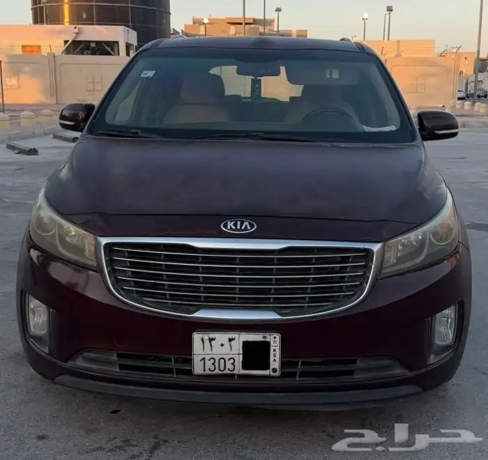 كيا كرنفال على يدنا من الوكالة 9